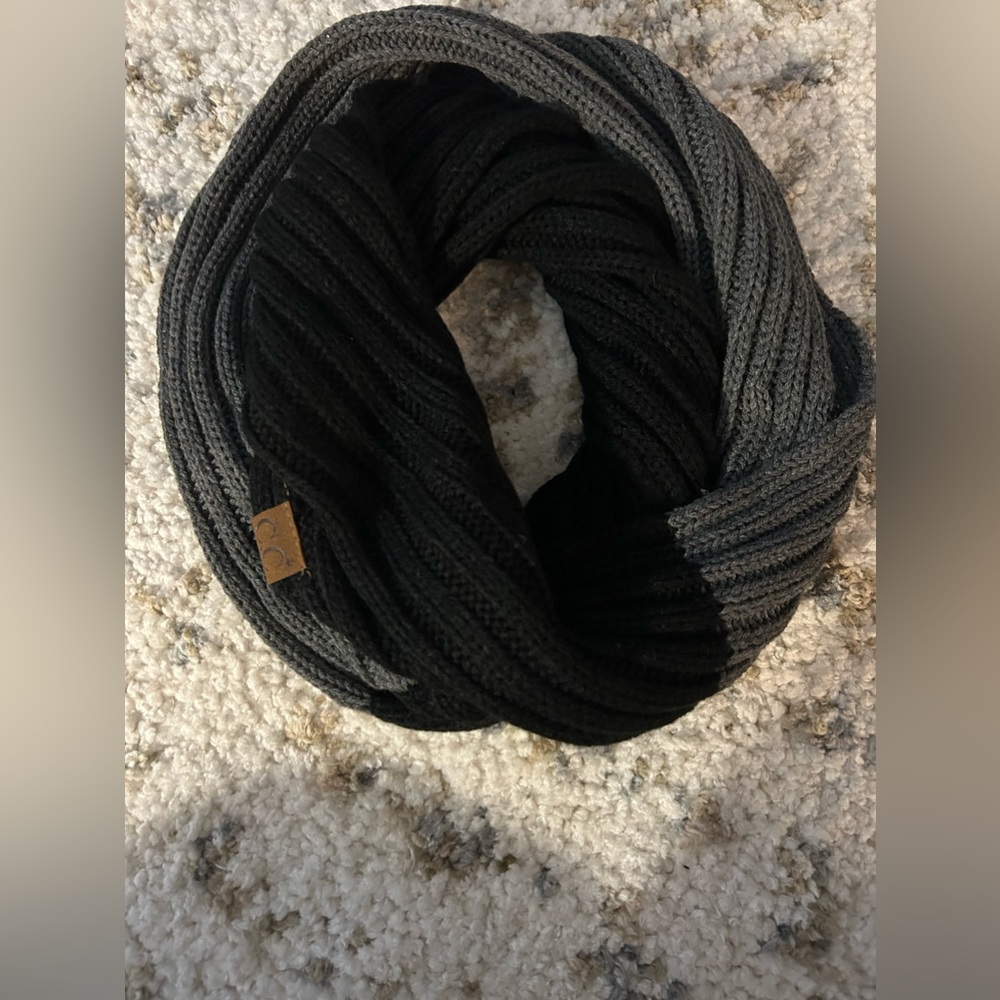 C.C. Scarf Black and Dark Grey